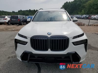 Piąte zdjęcie samochodu w środku: 2023 BMW X7 XDRIVE40I VIN:5UX23EM09P9R84972 - miniatura