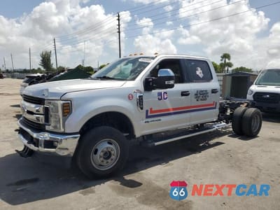 2019 FORD F350 SUPER DUTY 1FT8W3DT8KEF75329 - główne zdjęcie licytacji z USA - miniatura