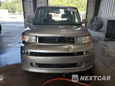 Piąte zdjęcie samochodu w środku: 2005 TOYOTA SCION XB VIN:JTLKT324550178614 - miniatura