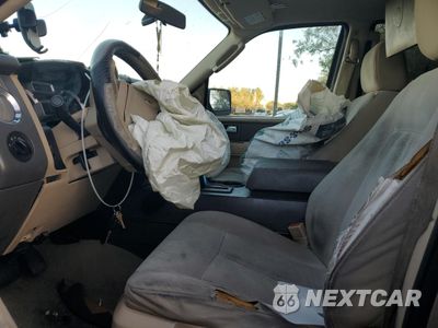 Zdjęcie 7 z 12 samochodu: 2007 FORD EXPEDITION EL XLT VIN:1FMFK15567LA40313 - miniatura
