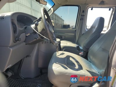 Zdjęcie 7 z 13 samochodu: 2005 FORD ECONOLINE E350 SUPER DUTY WAGON VIN:1FBSS31L25HB20635 - miniatura