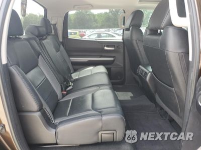 Zdjęcie 10 z 14 samochodu: 2020 TOYOTA TUNDRA CREWMAX LIMITED VIN:5TFFY5F1XLX266508 - miniatura