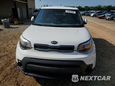 Piąte zdjęcie samochodu w środku: 2017 KIA SOUL VIN:KNDJN2A22H7484242 - miniatura
