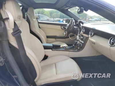 Zdjęcie 10 z 14 samochodu: 2014 MERCEDES-BENZ SLK 350 VIN:WDDPK5HA4EF080464 - miniatura