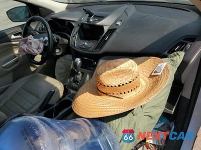 Zdjęcie 8 z 13 samochodu: 2015 FORD ESCAPE SE VIN:1FMCU0G90FUB07195 - miniatura