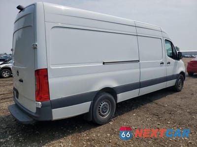 Trzecie zdjęcie samochodu z tyłu: 2021 MERCEDES-BENZ SPRINTER 2500 VIN:W1W40CHY4MT056240 - miniatura