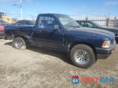 Czwarte zdjęcie samochodu z boku: 1994 TOYOTA PICKUP 1/2 TON SHORT WHEELBASE STB VIN:4TARN81A0RZ289061 - miniatura