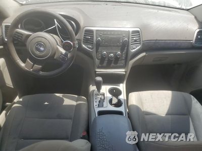 Zdjęcie 8 z 16 samochodu: 2012 JEEP GRAND CHEROKEE LAREDO VIN:1C4RJEAG5CC119324 - miniatura