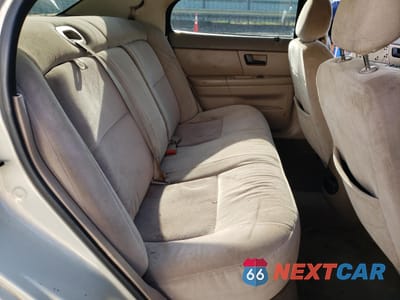 Zdjęcie 10 z 14 samochodu: 2004 MERCURY SABLE GS VIN:1MEFM50U54G602600 - miniatura