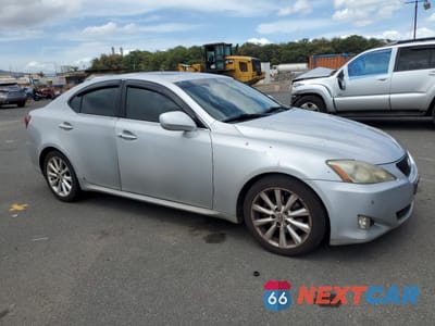 Czwarte zdjęcie samochodu z boku: 2006 LEXUS IS 250 VIN:JTHBK262065002915 - miniatura