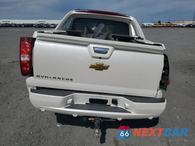 Zdjęcie 6 z 15 samochodu: 2013 CHEVROLET AVALANCHE LTZ VIN:3GNTKGE71DG367388 - miniatura