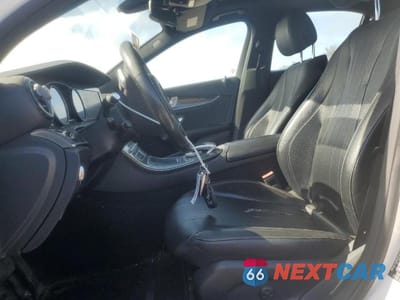 Zdjęcie 7 z 12 samochodu: 2017 MERCEDES-BENZ E 300 4MATIC VIN:WDDZF4KB6HA110283 - miniatura