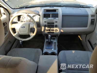 Zdjęcie 8 z 12 samochodu: 2010 FORD ESCAPE HYBRID VIN:1FMCU5K31AKC04278 - miniatura