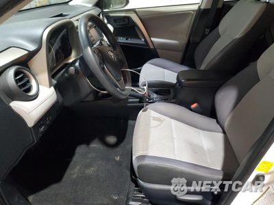 Zdjęcie 7 z 15 samochodu: 2013 TOYOTA RAV4 XLE VIN:JTMRFREV1DD042030 - miniatura