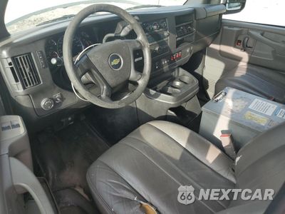 Zdjęcie 8 z 13 samochodu: 2015 CHEVROLET EXPRESS G2500 VIN:1GCWGFCF4F1193233 - miniatura