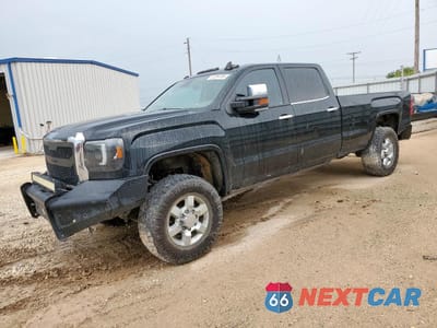 2015 GMC SIERRA K3500 DENALI 1GT424E83FF655292 - główne zdjęcie licytacji z USA - miniatura