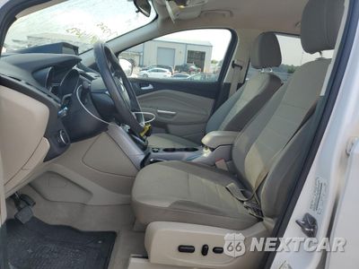 Zdjęcie 7 z 13 samochodu: 2016 FORD ESCAPE SE VIN:1FMCU9GX5GUC20922 - miniatura