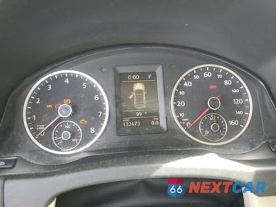 Zdjęcie 9 z 13 samochodu: 2011 VOLKSWAGEN TIGUAN S VIN:WVGAV7AX4BW527089 - miniatura