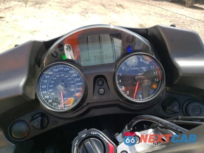 Zdjęcie 7 z 9 samochodu: 2008 KAWASAKI ZG1400 A VIN:JKBZGNA188A007720 - miniatura