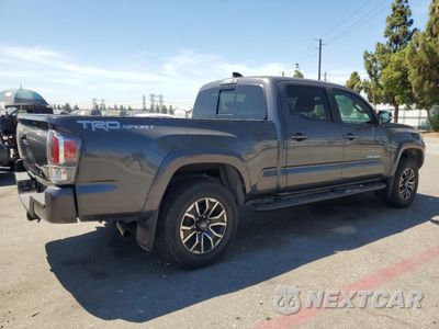 Trzecie zdjęcie samochodu z tyłu: 2020 TOYOTA TACOMA DOUBLE CAB VIN:3TMBZ5DN5LM026483 - miniatura