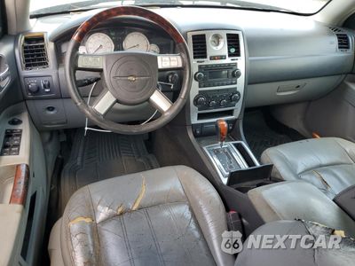 Zdjęcie 8 z 14 samochodu: 2006 CHRYSLER 300C VIN:2C3KA63H96H253126 - miniatura