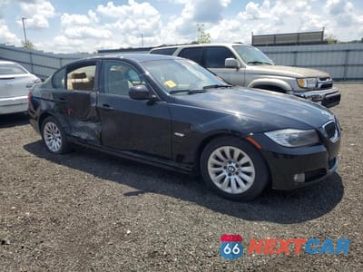 Czwarte zdjęcie samochodu z boku: 2009 BMW 328 I VIN:WBAPH775X9NM46686 - miniatura