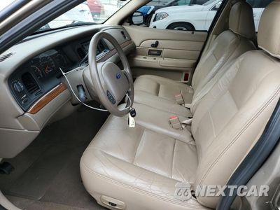 Zdjęcie 7 z 12 samochodu: 2004 FORD CROWN VICTORIA LX VIN:2FAFP74W34X118845 - miniatura