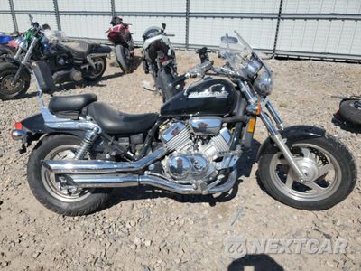 2002 HONDA VF750 C JH2RC43042M801258 - główne zdjęcie licytacji z USA - miniatura