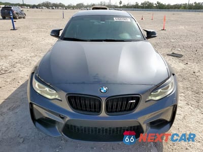 Piąte zdjęcie samochodu w środku: 2017 BMW M2 VIN:WBS1H9C39HV888374 - miniatura