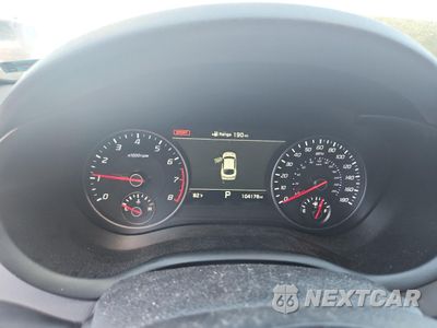Zdjęcie 9 z 13 samochodu: 2018 KIA STINGER GT1 VIN:KNAE45LCXJ6039770 - miniatura