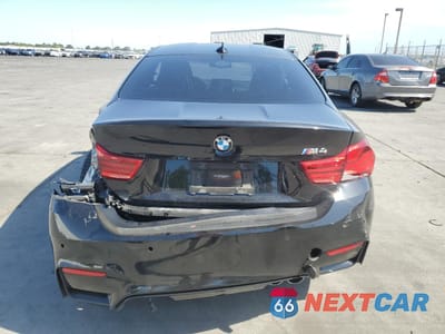 Zdjęcie 6 z 15 samochodu: 2018 BMW M4 VIN:WBS4Y9C5XJAC88140 - miniatura