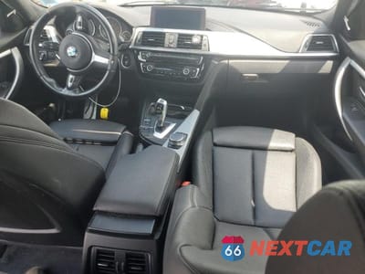Zdjęcie 8 z 12 samochodu: 2018 BMW 330 XI VIN:WBA8D9C57JEB35547 - miniatura