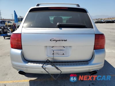 Zdjęcie 6 z 13 samochodu: 2005 PORSCHE CAYENNE VIN:WP1AA29P25LA23054 - miniatura