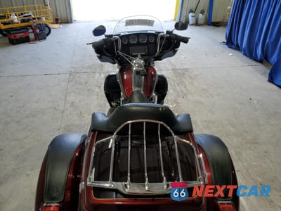 Zdjęcie 6 z 9 samochodu: 2014 HARLEY-DAVIDSON FLHTCUTG TRI GLIDE ULTRA VIN:1HD1MAL10EB855133 - miniatura