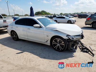 Czwarte zdjęcie samochodu z boku: 2023 BMW 530E VIN:WBA13AG05PCL84810 - miniatura