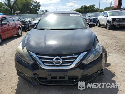 Piąte zdjęcie samochodu w środku: 2017 NISSAN ALTIMA 2.5 VIN:1N4AL3AP7HC229901 - miniatura