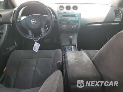 Zdjęcie 8 z 15 samochodu: 2011 NISSAN ALTIMA BASE VIN:1N4AL2AP3BC147276 - miniatura