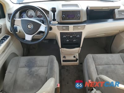 Zdjęcie 8 z 15 samochodu: 2009 VOLKSWAGEN ROUTAN SE VIN:2V8HW34149R518335 - miniatura