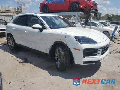 Czwarte zdjęcie samochodu z boku: 2024 PORSCHE CAYENNE VIN:WP1AA2AY9RDA12217 - miniatura