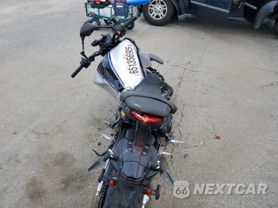 Zdjęcie 6 z 10 samochodu: 2023 YAMAHA MT09 D VIN:JYARN72E8PA001911 - miniatura