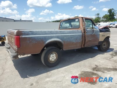 Trzecie zdjęcie samochodu z tyłu: 1991 FORD F150 VIN:1FTDF15N6MKB06814 - miniatura