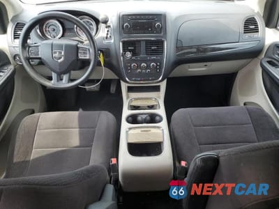 Zdjęcie 8 z 13 samochodu: 2014 DODGE GRAND CARAVAN SXT VIN:2C4RDGCG4ER153037 - miniatura