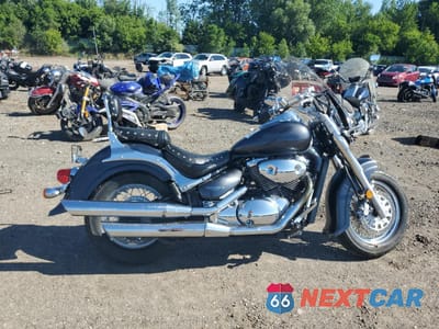 2004 SUZUKI VL800 JS1VS54A642110202 - główne zdjęcie licytacji z USA - miniatura
