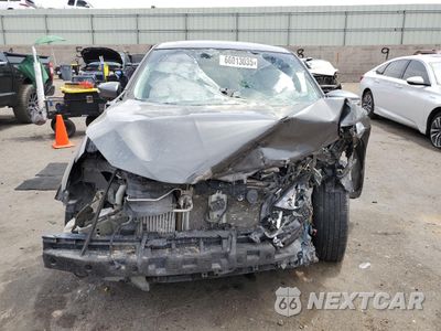 Piąte zdjęcie samochodu w środku: 2017 NISSAN SENTRA SR TURBO VIN:3N1CB7AP4HY209127 - miniatura