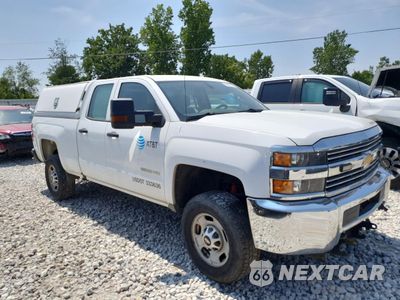 Czwarte zdjęcie samochodu z boku: 2017 CHEVROLET SILVERADO K2500 HEAVY DUTY VIN:1GC2KUEG7HZ334792 - miniatura