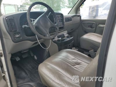 Zdjęcie 8 z 13 samochodu: 2001 GMC SAVANA CUTAWAY G3500 VIN:1GDJG31R211209990 - miniatura