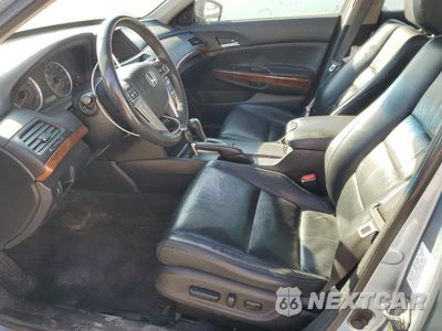 Zdjęcie 7 z 14 samochodu: 2012 HONDA ACCORD EXL VIN:1HGCP3F88CA015661 - miniatura
