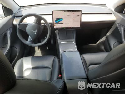 Zdjęcie 8 z 14 samochodu: 2022 TESLA MODEL Y VIN:7SAYGDEE5NF435411 - miniatura