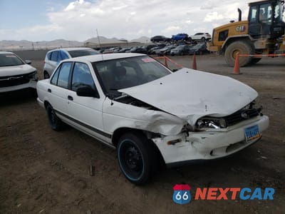 Czwarte zdjęcie samochodu z boku: 1991 NISSAN SENTRA VIN:JN1EB31PXMU031500 - miniatura