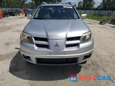 Piąte zdjęcie samochodu w środku: 2005 MITSUBISHI OUTLANDER LIMITED VIN:JA4LX81F55U007062 - miniatura